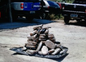 maconha encontrada em carro abandonado em Coité
