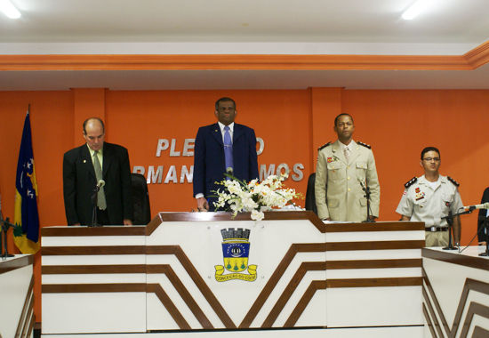 Joilson Lessa homengeado na camara de coite - foto raimundo mascarenhas