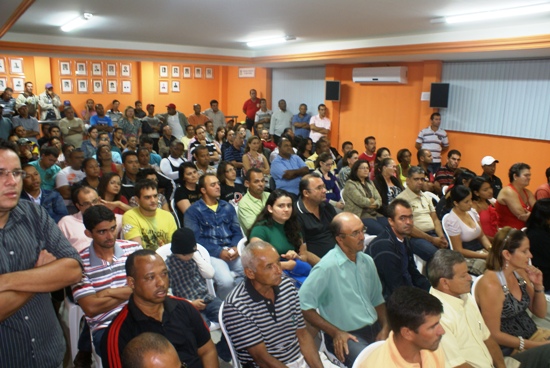 publico na audiencia sobre saude - foto raimundo mascarenhas