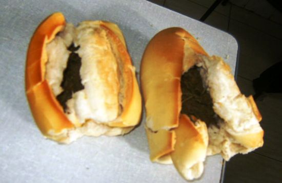 pao receheado com maconha