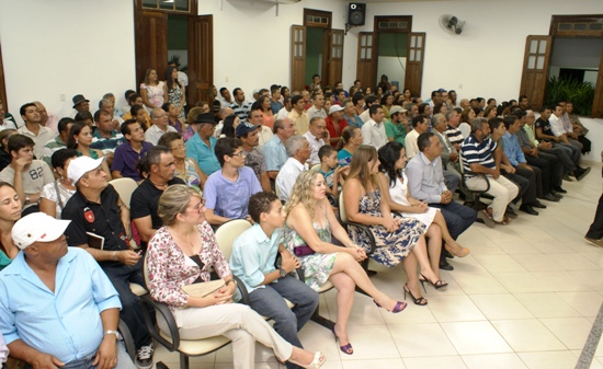prestação de contas de 2011 da prefeita de Euclides da Cunha - Fátima Nunes - foto- Raimundo Mascarenhas