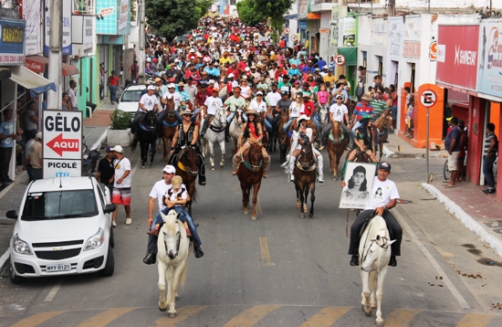 desfile da vaquejada de serrinha-des