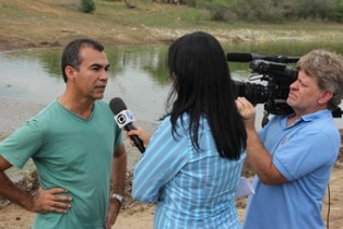 mortandade de peixes em coité.Assis
