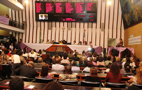 sessão especial na al para homenagear as mulheres 2 - foto-raimundo mascarenhas