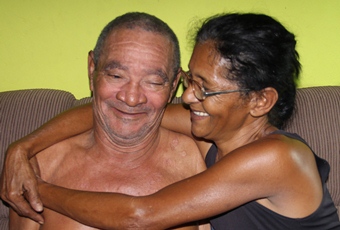 homem que teve 65 mulheres.3