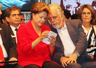 Dilma ao lado de Jaques Wagner - foto: arquivo Raimundo Mascarenhas