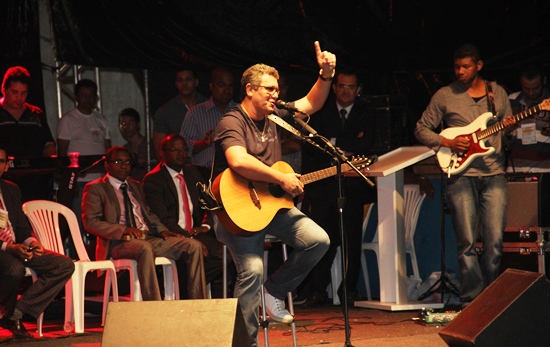 nani azvedo em coité - foto- raimundo mascarenhas- calila noticias
