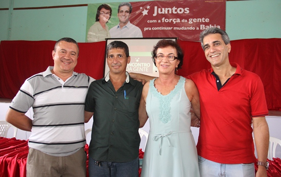 Robinson ao lado dos petistas mais vitoriosos do estado da Bahia, Neusa dois mandatos, Valcyr dois e Corujão no primeiro.