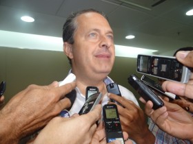 Eduardo Campos busca fortalecimento entre os conterrâneos nordestinos.