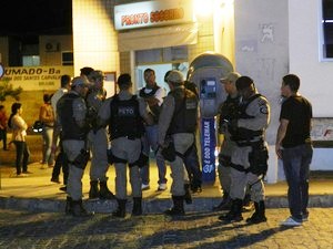 Militares teriam reagido aos tiros disparados pelos homens que estavam no motel.