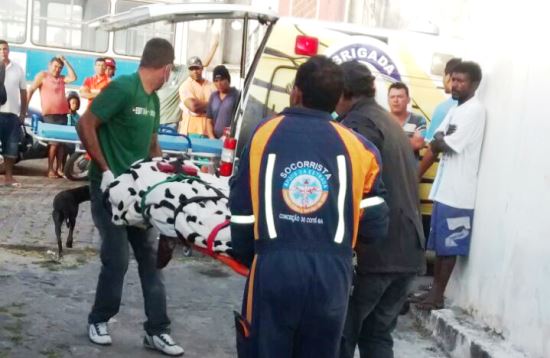 mulher esfaqueada em Coité