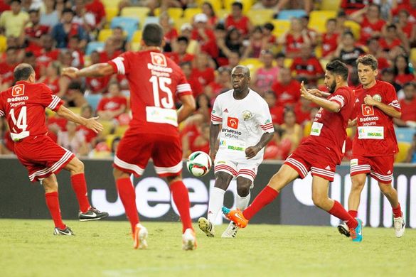 Reuniao-Craques-Estrelas-Maracana-LANCEPress_LANIMA20141227_0096_50