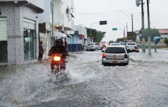 cansanção chuva domingo 22 - des