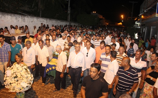 sepultamento de toinho.3