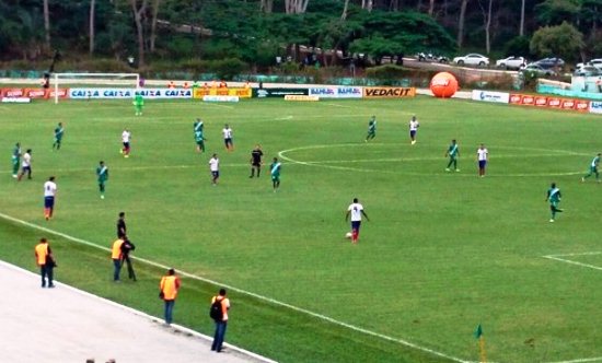 3377,invicto-vitoria-da-conquista-coloca-uma-mao-na-taca-do-baianao-2015-3