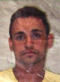 Natural de Pé de Serra, morou em Itiúba até adolescência e de lá para Conceição do Coité onde convivia com uma mulher e teve um filho. 