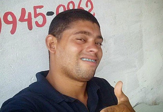 dono de bar