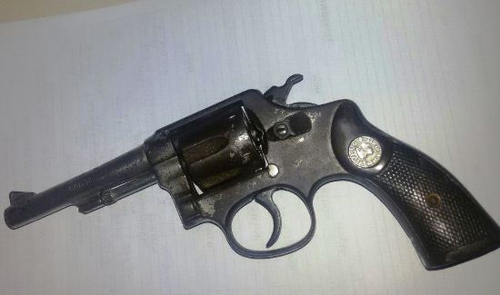 arma usada na tentativa de assalto a mercadinho da rua afonso pena