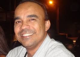 Não há nenhuma informação de autoria e motivação do crime