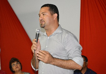Osni Cardoso eleito em 2008 e reeleito em 2012 vai lutar para manter o PT no Governo de Serrinha.