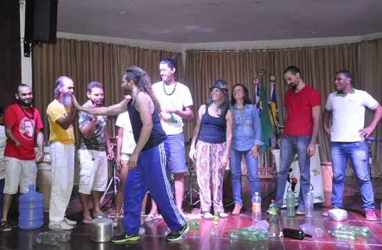 a arte de tirar o som- des