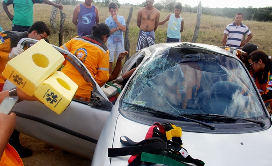 capotamento em juazeirinho-des