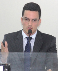 Leandro Laerte filho do deputado estadual Vando autor do projeto de suspensão da CIP.