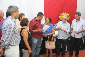 Entrega de títulos também fez parte do evento.