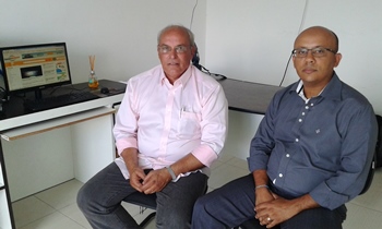 Antônio Jorge (E) e Antônio Neto estão na região e visitaram a redação do CN