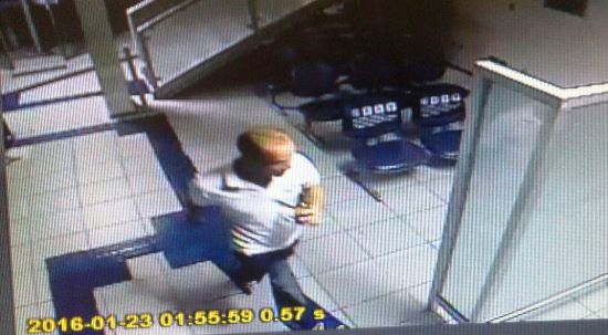 assaltante caixa de coite-5