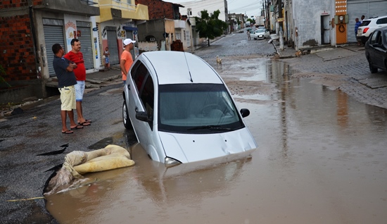 fiesta tragada pelo buraco