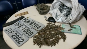 MATERIAL RECUPERADO PELA POLICIA