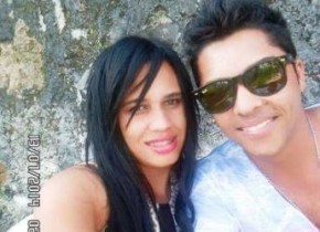 Casal, assim como os dois homens morreu no local.