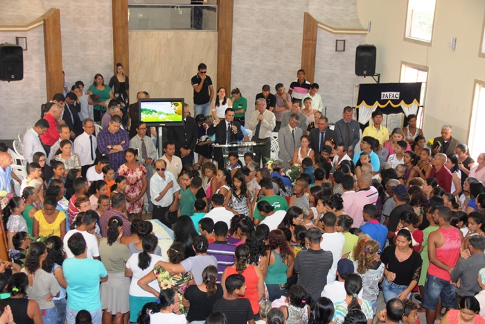 sepultamento das vítima do acidente na BA 411 em Salgadália - Foto- Raimundo Mascarenhas - 4