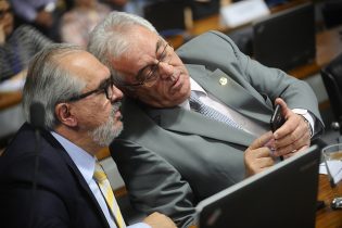 Outro baiano Otto Alencar é autor do parecer que foi aprovado