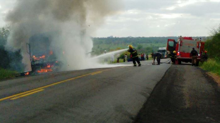 Corpo de Bombeiro ainda tentou evitar o pior 