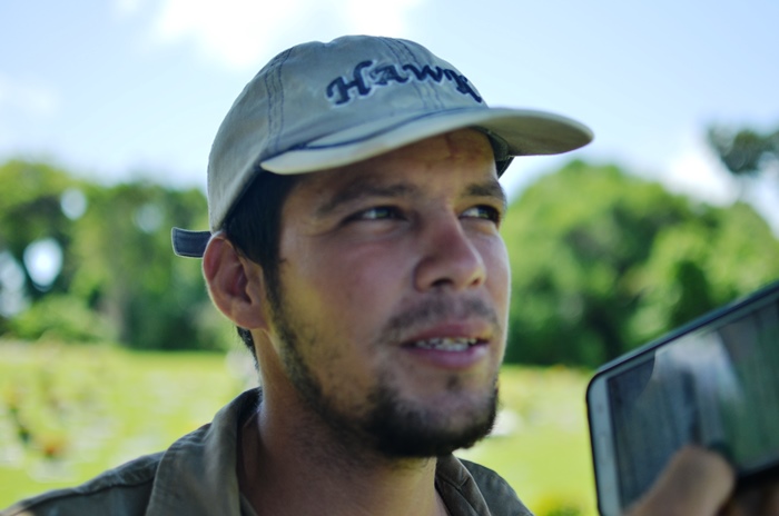 Coiteense Rafael Silva trabalha no cemitério Jardim da Saudade