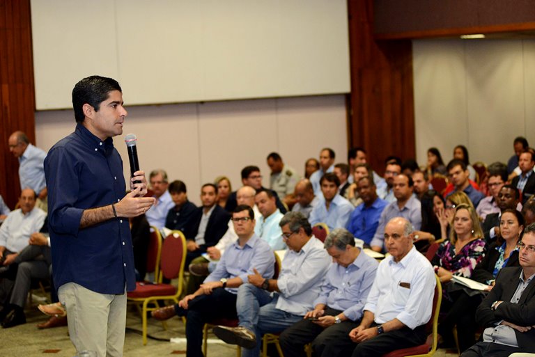 Encontro promovido pelo DEM no Hotel Fiesta