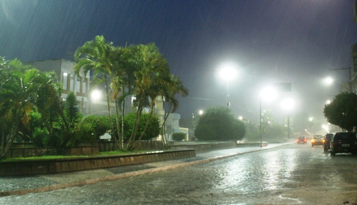 praça-da-fonte-luminosa