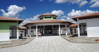 Barrocas - escola de Barreira