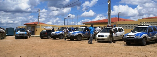 A comunidade nunca viu mobilização policial igual a essa