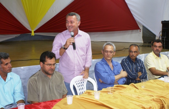 filiação de paulo prefeito de varzea do poço ao pcdob - bobo - foto-raimundo mascarenhas