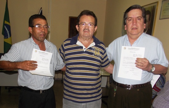Prefeito Ito e secretarios João Batista e Ruy Matos