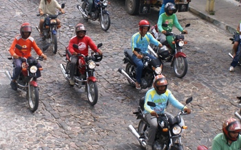mototaxistas da amcc