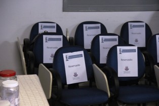 espaço destinado aos assessores de Renato