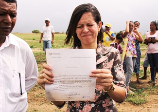 Juliana mostra decisão do MP