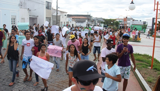 Da mesma forma que ocorreu nas capitais não houve exploração politica partidária