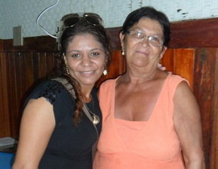 Momento do reencontro no mês passado quando Solange veio de Pernambuco para fazer o DNA