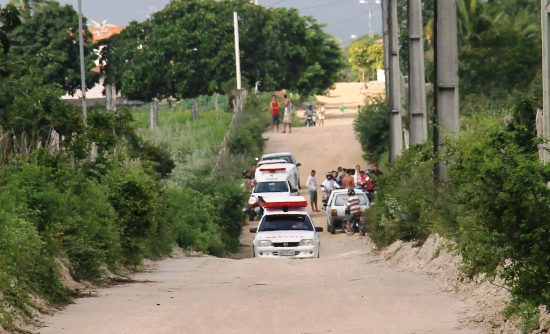 Equipes da Brigada Anjos da Vida e Secretaria de Saúde prestaram socorro ás vítimas.