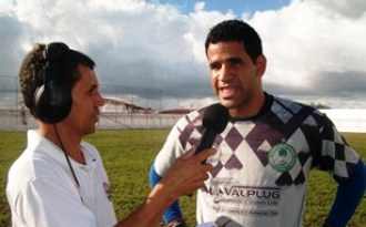 No dia do aniversário goleiro Bule fechou o gol